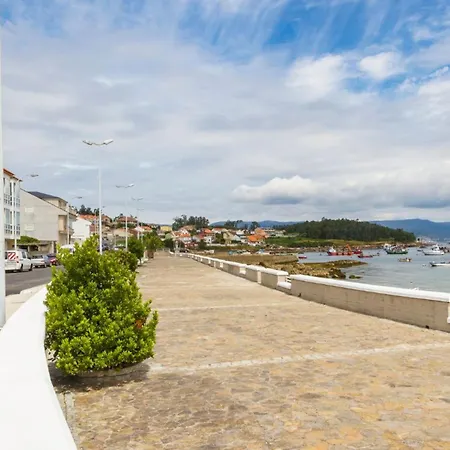 Centro 3000 * 艾利亚德亚罗萨